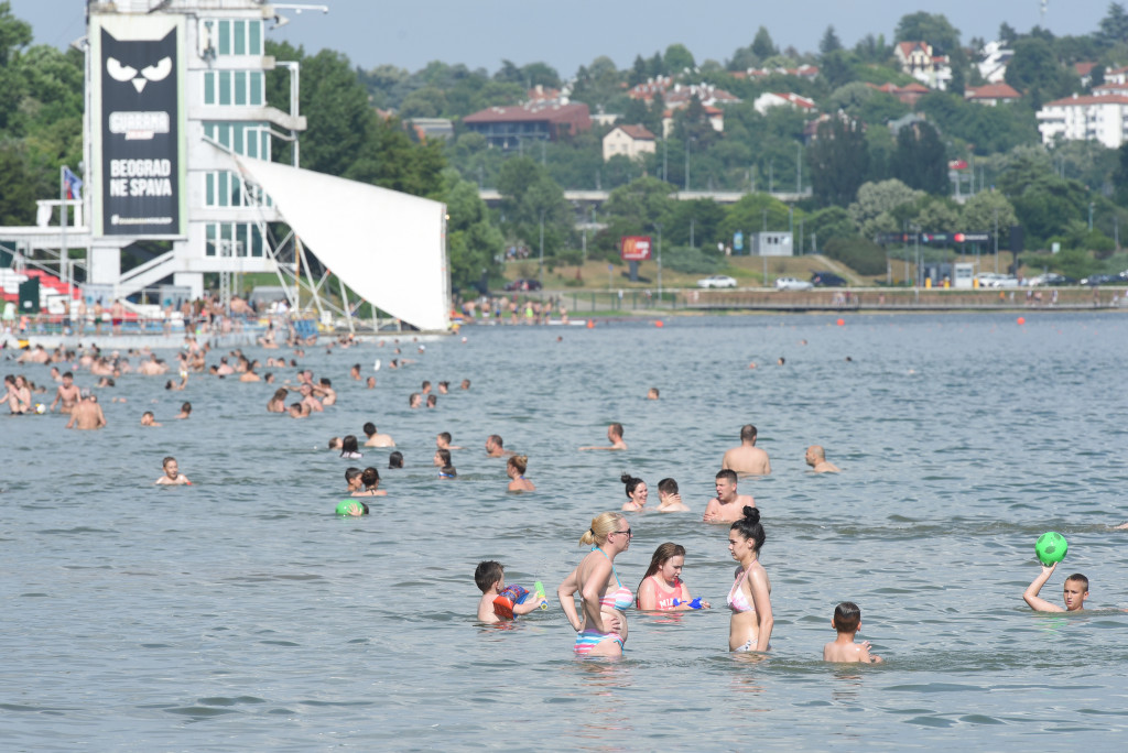 Gotova Je Sezona Kupanja Na Adi Ciganliji Vi E Od Tri Miliona Ljudi