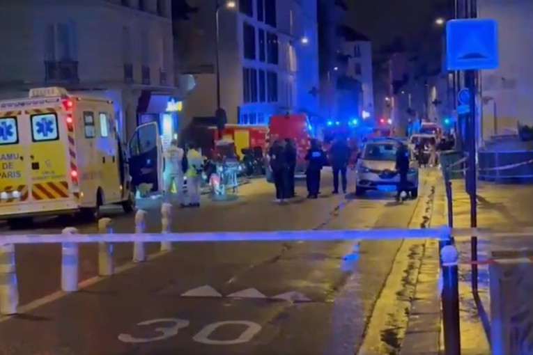 Tri osobe poginule u eksploziji u stanu u Parizu (VIDEO)