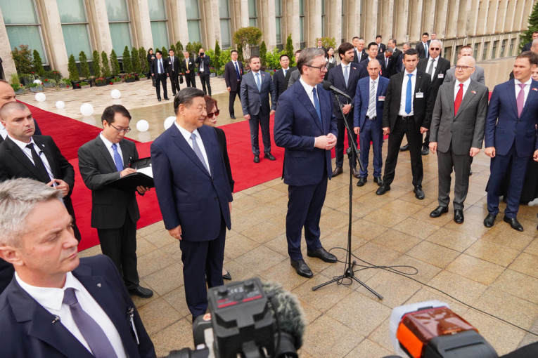 Predsednik Vučić prezadovoljan: Mojoj ličnoj sreći nema kraja, hvala Si Đinpingu na podšci i pomoći u svim oblastima!