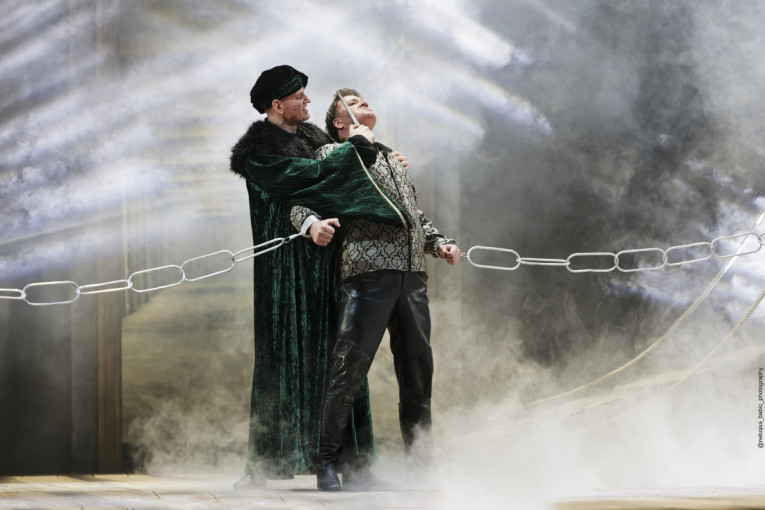 Tragična istinita priča o čoveku kome su negirali svaku vrstu ljubavi: Čuvena Verdijeva opera izvedena u Narodnom pozorištu (FOTO)