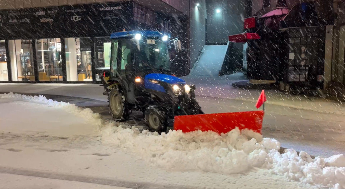 Jako zahlađenje i sneg od 35 centimetara