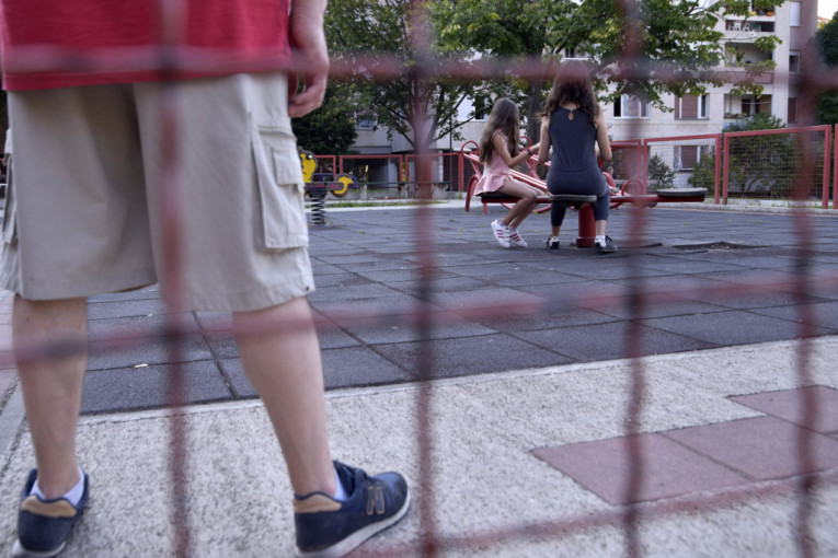 Go nasrtao na žene i decu, sad tvrdi da se ničeg ne seća: Manijaku sa Novog Beograda određen pritvor