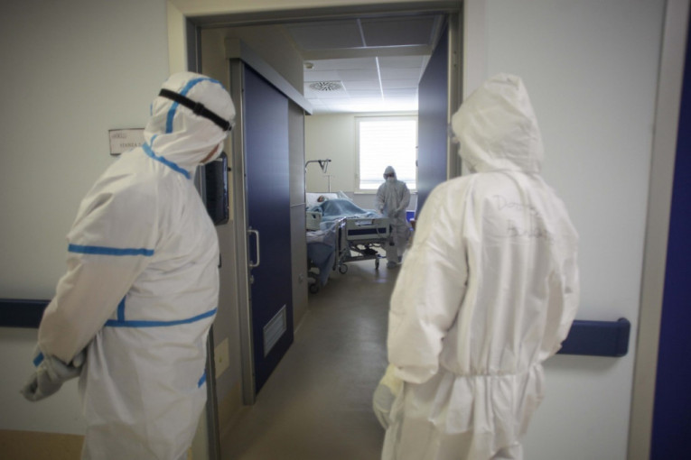 U Srbiji od koronavirusa obolelo još 83, preminula jedna osoba