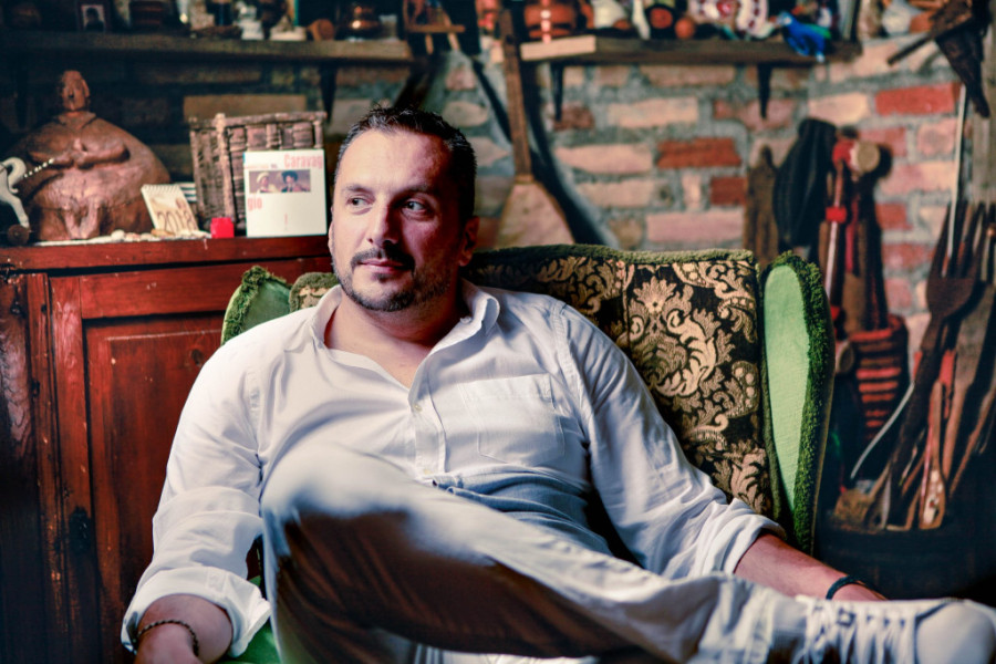 Slikarstvo kao opsesija, poezija i najintimnija ispovest: Tajne „Običnog maleckog sna“ Milutina Obradovića (FOTO)