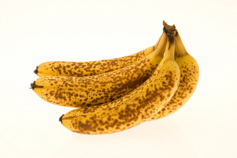 Zašto ne treba da bacate banane kada dobiju tačkice i postanu braon