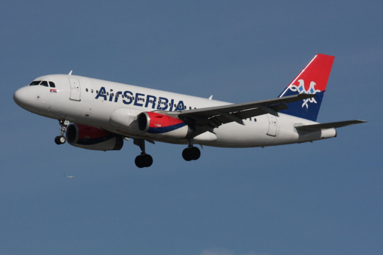 „Er Srbija“ uvodi dodatne letove za Tivat