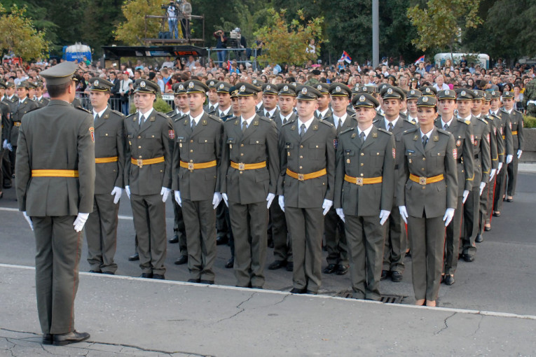 Promociji novih oficira Vojske Srbije ove godine neće prisustvovati roditelji, prijatelji...