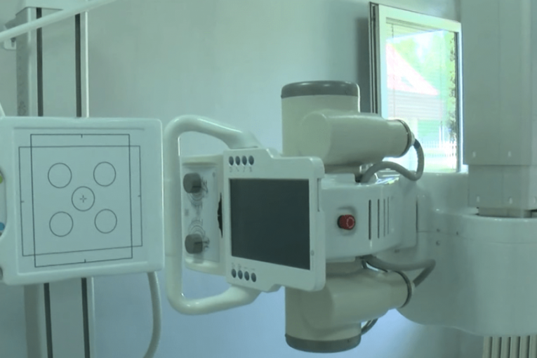 SZO donirala Domu zdravlja Vračar mobilni digitalni rendgen