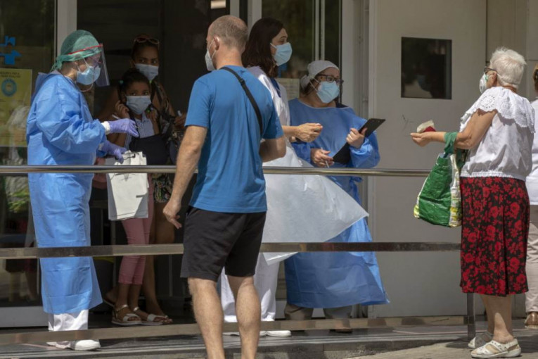 Crna Gora ne uvodi nove epidemiološke mere, iako broj zaraženih raste: Očekujemo da se inspekcija aktivno uključi