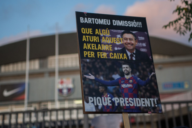 Bartomeu sve bliži izlaznim vratima "Nou Kampa", napravljen veliki korak za smenu predsednika Barselone