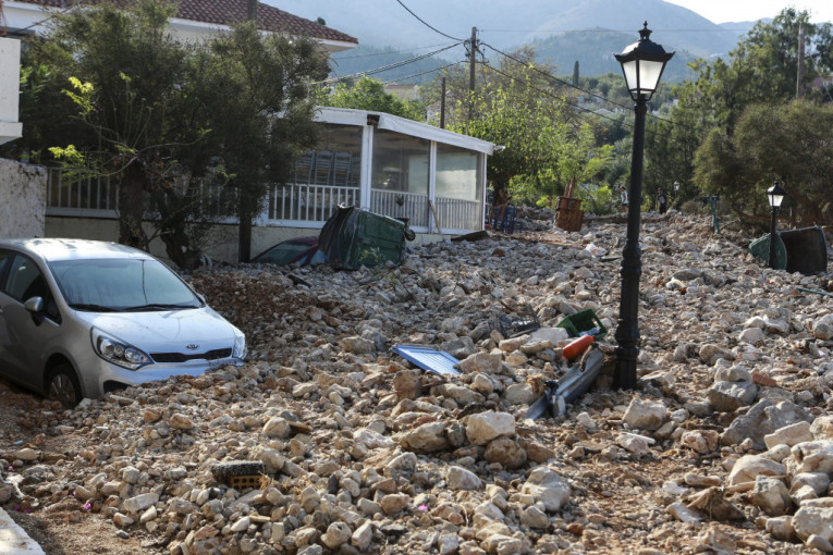 Dan posle apokalipse u Grčkoj: Uragan Janos je razorio sve pred sobom (FOTO)