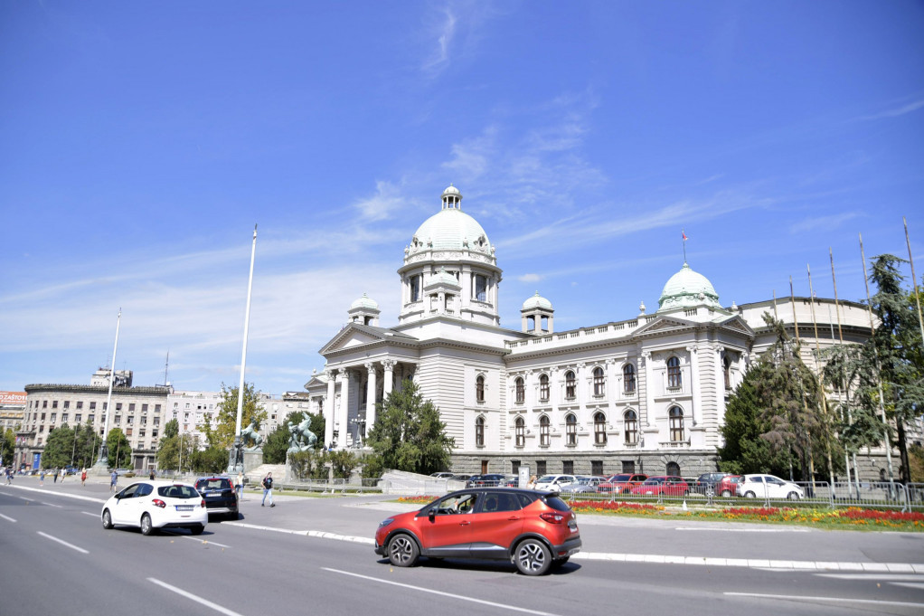 Poslanici sutra u klupama, zakazana sednica parlamenta Srbije