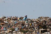 Beograd se užurbano čisti od divljih deponija: Za godinu dana odneto 7.500 kubika otpada, ali čišćenje se nastavlja