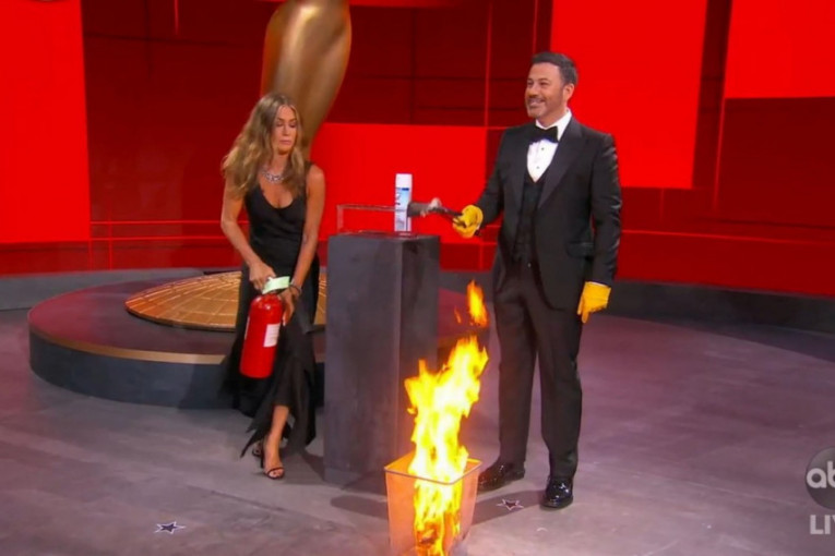 Dženifer Aniston spasla ,,Emi" od požara! (FOTO)