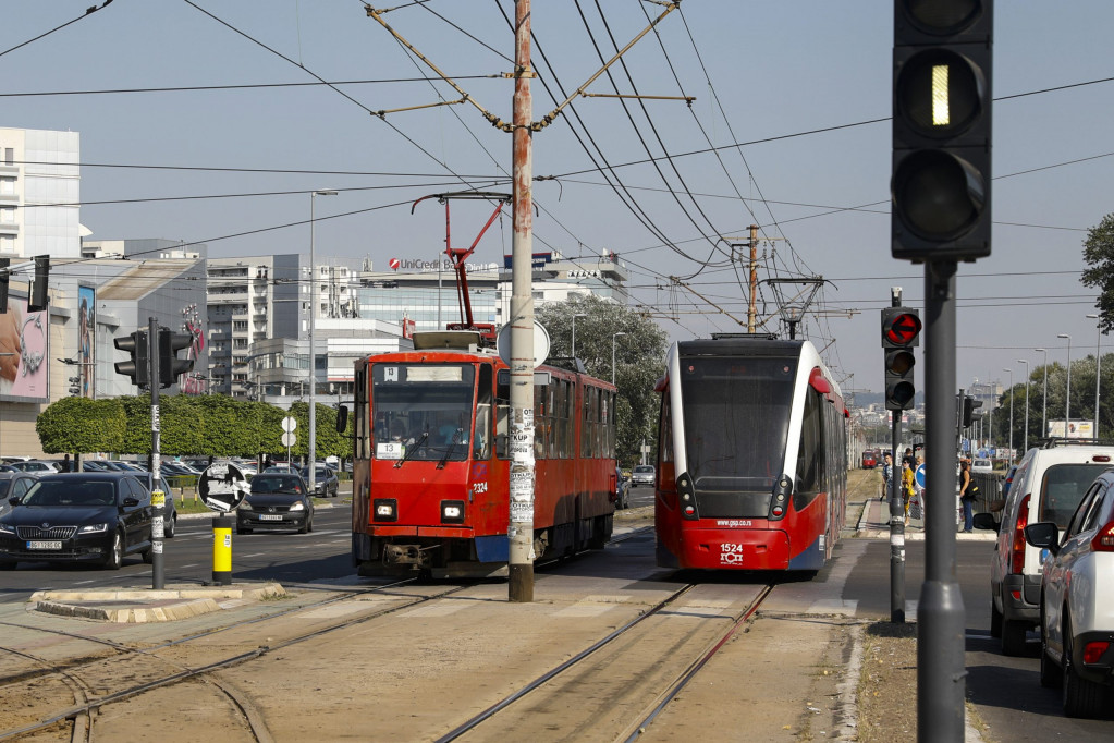 Važno obaveštenje za Beograđane: Sutra privremena izmena trasa tramvajskih linija 12 i 13