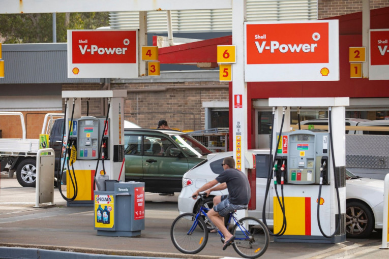 Veći PDV i ekologija podigli cenu: U Nemačkoj poskupeo benzin na pumpama