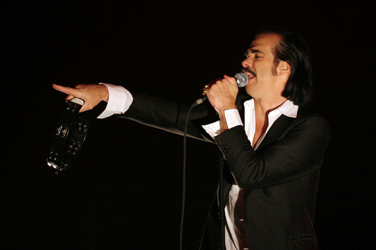 Nick Cave & The Bad Seeds predstavili singl "Vortex": Novi album donosi 27 neobjavljenih pesama (VIDEO)