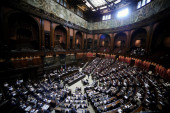 Italijani izglasali smanjenje broja poslanika, levica zadržala Toskanu