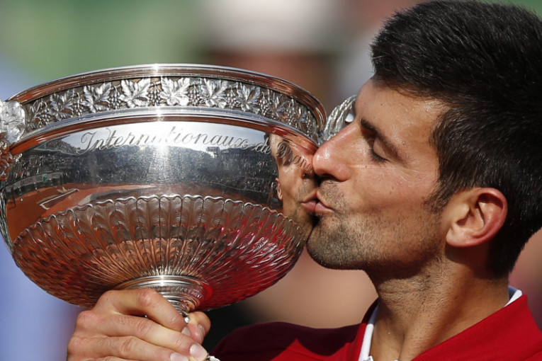Da li će Novak ponovo poljubiti pehar u Parizu? Naravno da hoće