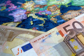 Evropa živi na kredit, o cehu će razmišljati kasnije