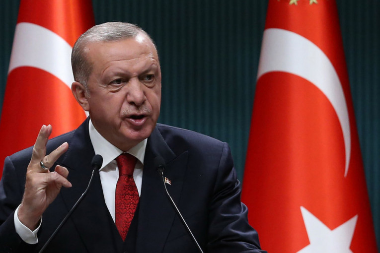Erdogan o događajima u SAD: Celo čovečanstvo je šokirano