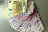 Rumuni u "dačiji" mislili da ih na Horgošu niko neće pitati za 70.000 evra u džepu