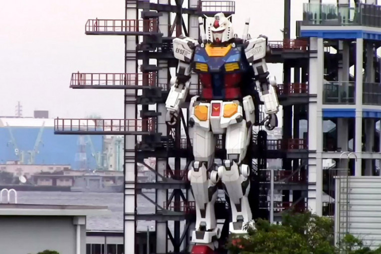 Japanci sagradili robota visokog 18 metara