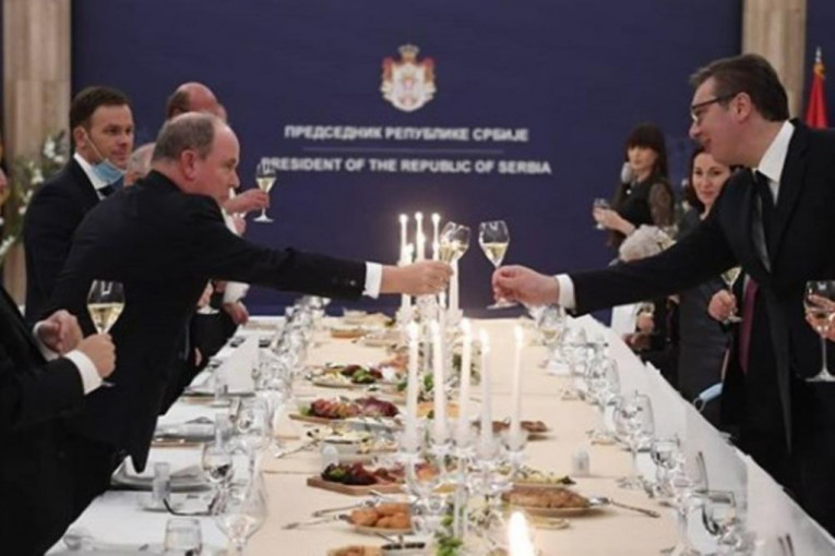 Predsednik Vučić priredio večeru za Alberta II od Monaka (FOTO)