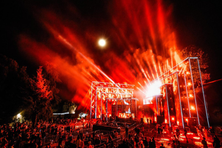 Britanski muzički festivali skoro rasprodati nakon najave potpunog otvaranja