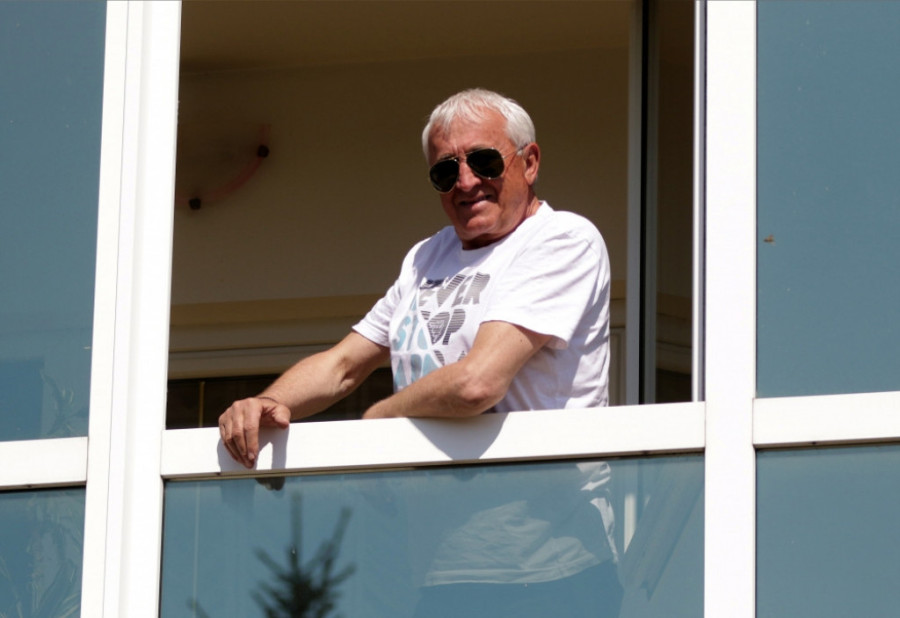 Kako je Ojdanić postao Era? Ovako su nekad o pevaču pričali majka Radina i stric Srećko: Evo i kad je propevao!