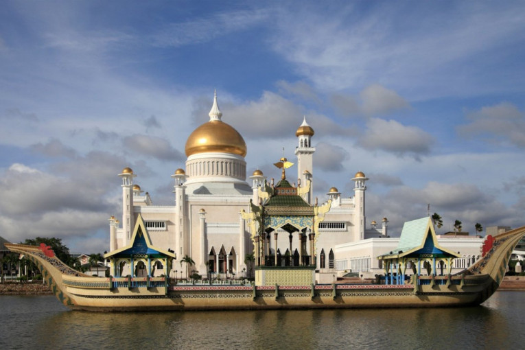 Palata svetlosti i vere u Bruneju, ima skoro 2 hiljade soba i zapisana je u Ginisovoj knjizi rekorda