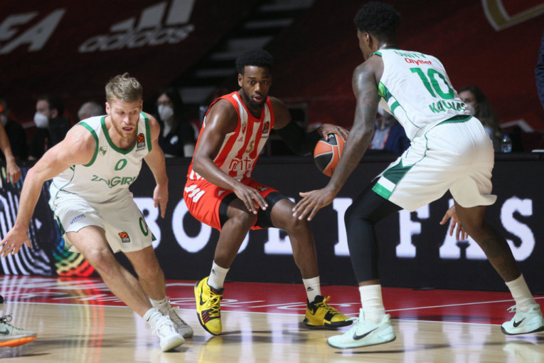 Zvezdine muke u napadu: Žalgiris slavio u Beogradu