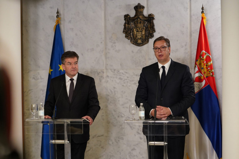 Zajednička konferencija predsednika Vučića i Lajčaka: Što se tiče ZSO, tu je sve dogovoreno i potpisano (FOTO)
