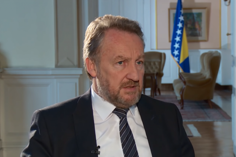 Bakir Izetbegović pozitivan na koronavirus