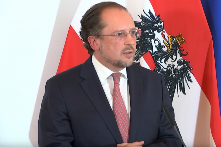 Šef diplomatije Austrije pozitivan na koronavirus
