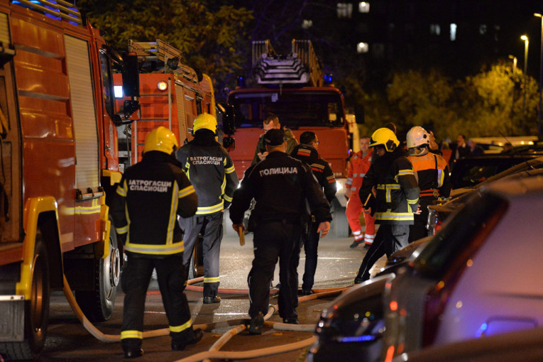 Požar na Novom Beogradu: Vatra buknula zbog veš mašine