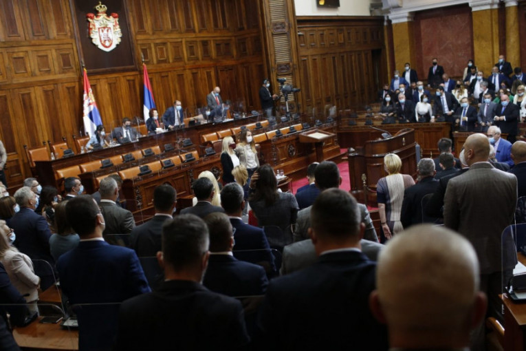 Srpska Vlada dobija tri nova ministarstva, Skupština sutra glasa o Predlogu zakona
