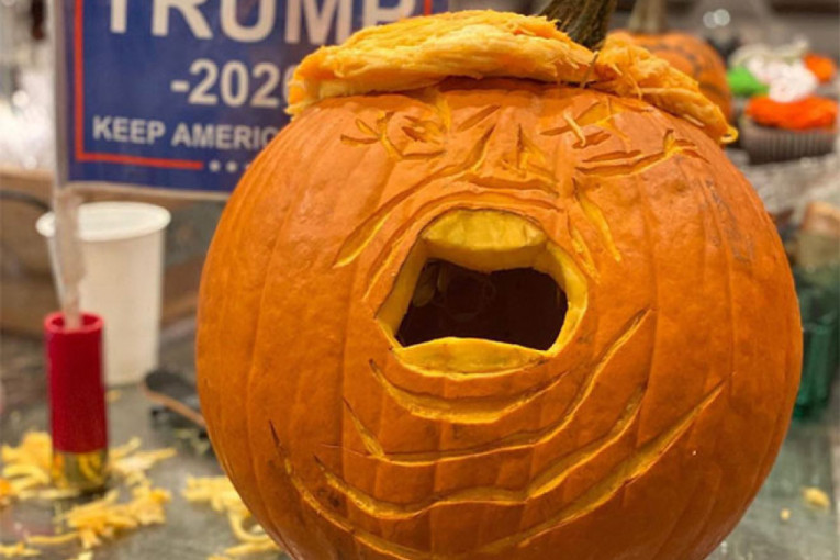 Kreativnost nema granice: Amerikanci poludeli za Tramp bundevama i prozvali ih Trampkin