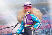 Elton Džon ima vlastitu Barbiku u disko-stilu