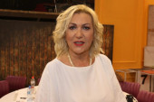 Merima Njegomir pokazala kuću na Kosmaju, pa progovorila o komšinici Eleni Karaman: Lepo je družiti se s njom! (FOTO)
