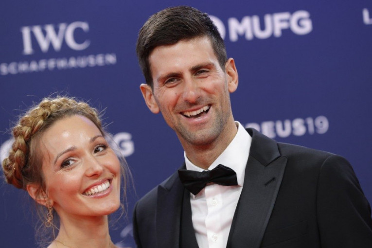 Ti nemaš vremena da slaviš, ali mi već slavimo: Jelena se emotivno obratila Novaku pošto je proglašen prvim teniserom na svetu