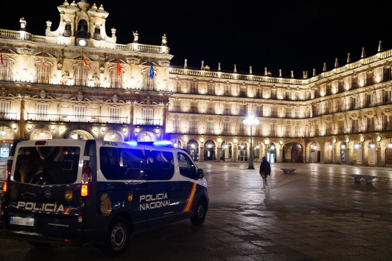 Španija proglasila vanredno stanje, uveden policijski čas(FOTO)