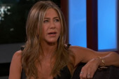 Dženifer Aniston prolazi kroz pakao: Plaši se da će je "prijatelj" raskrinkati u svojim memoarima?