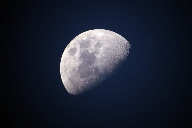 Kineska sonda poletela sa Meseca, posle 44 godine donosi Mesečevo kamenje na Zemlju (VIDEO)