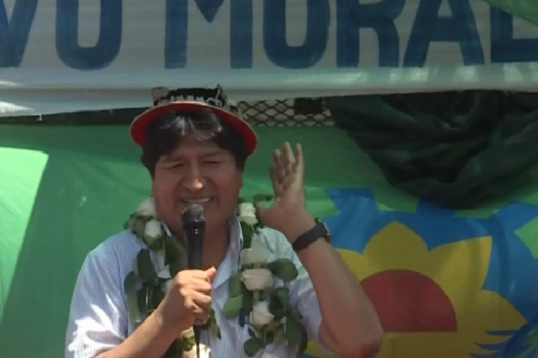 „Naš brat dolazi nam kući“: Evo Morales se vraća u Boliviju