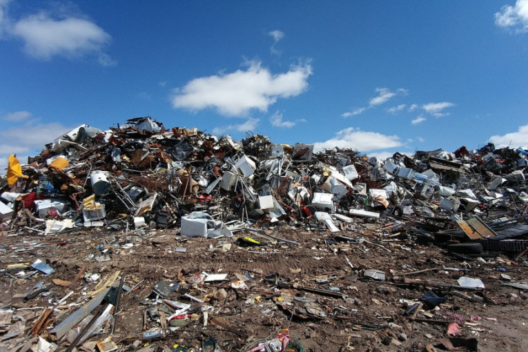 Kina od 1. januara 2021. potpuno zabranjuje uvoz čvrstog otpada