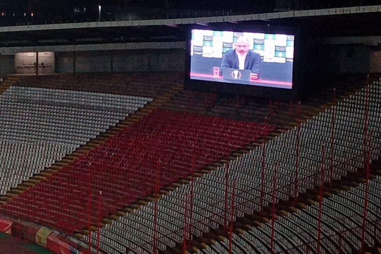 Konferencija za medije u doba korone (foto)