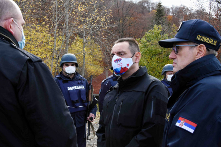Vulin: Ugrožavanje bezbednosti pripadnika srpske policije u kopnenoj zoni bezbednosti nije prihvatljivo