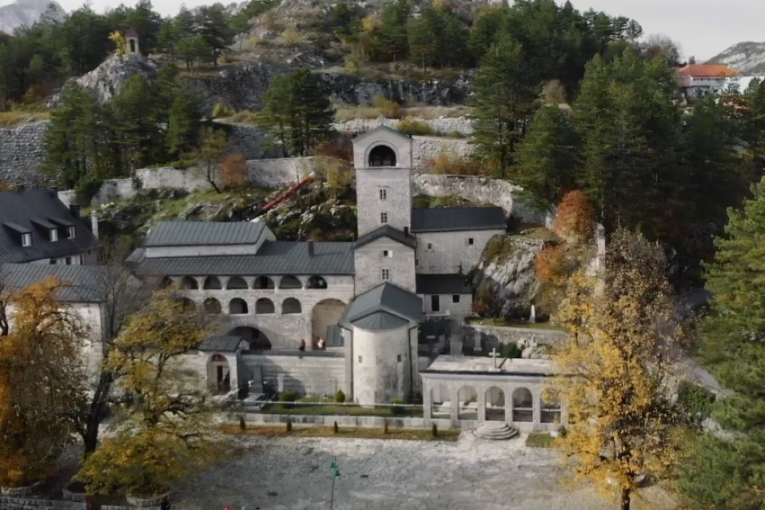 Sramna odluka: Odbijen zahtev da se Cetinjski manastir upiše na Srpsku pravoslavnu crkvu!