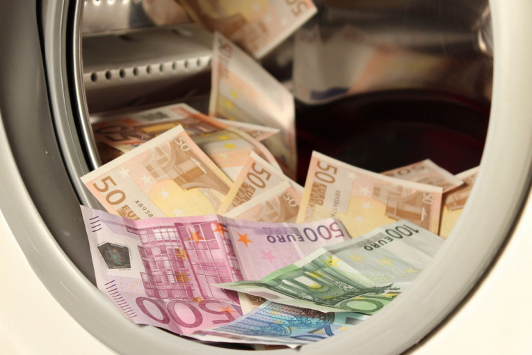 EU namerava da zabrani plaćanja iznad 10.000 evra